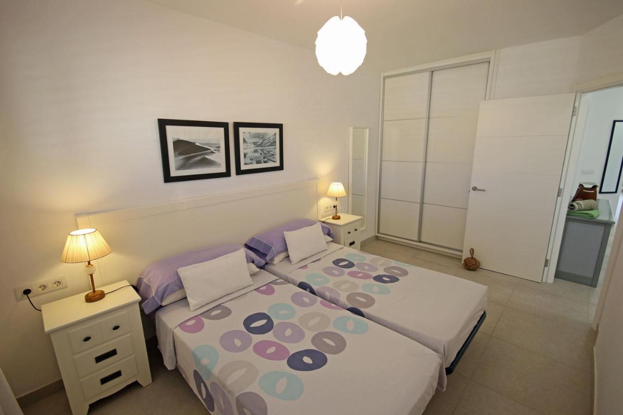 Marineda By Rentmedano Newly Renovated, Ocean View, Wifi, Parking, Pool Apartman El Médano Kültér fotó